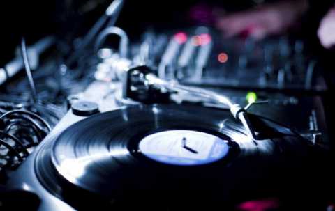 Bari, nella Cittadella della scienza workshop e concerti dedicati alla musica elettronica